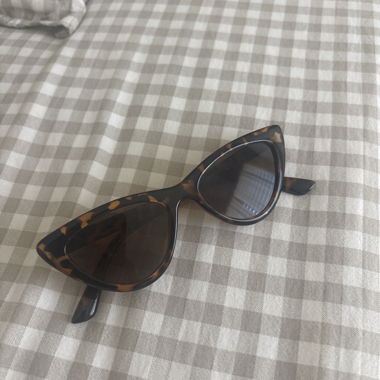 Lunettes de soleil ecailles