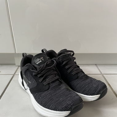 Skechers GoRun Ride 7