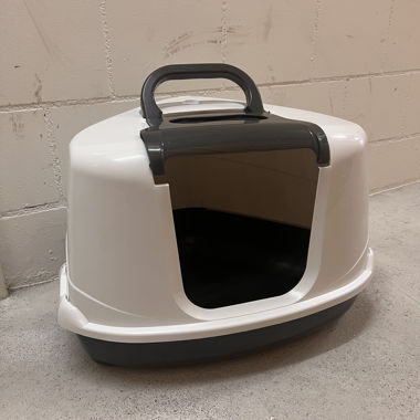 Litiera chiusa per gatti