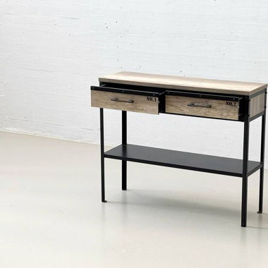 Kommode im Industrial-Design 