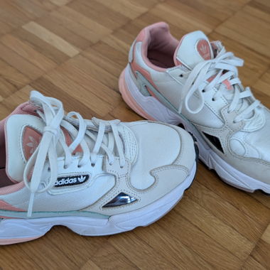 Adidas Originals Damen Sneaker Falcon Peach