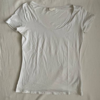 t-shirt bianco