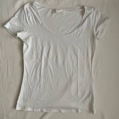 t-shirt bianco