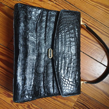 Black bag "crocodile skin"