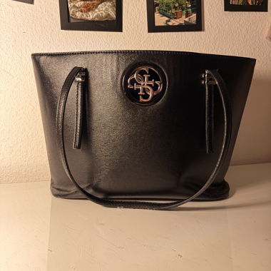 Schwarze Guess Handtasche