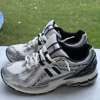 New Balance 1906R Sneakers