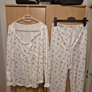 Pyjama grossesse ajustable 