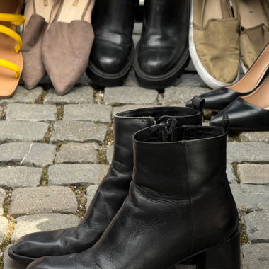 Stiefeletten schwarz Leder