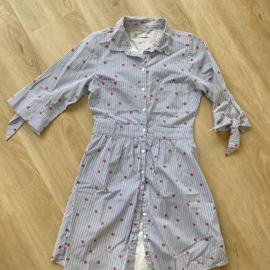 Gestreidetes Hemdkleid