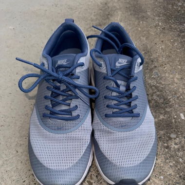 Nike Sneaker