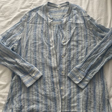 Camicia blusa blu e bianca