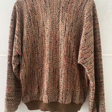 Gepulsterter Sweatshirt mit Muster