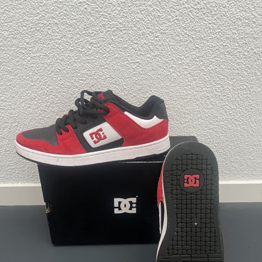 DC Schuhe Grösse 42