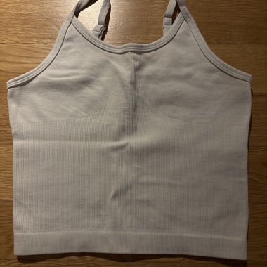 Ribbed Crop Top mit Trägern