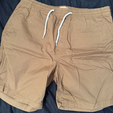 Short H&M kaki