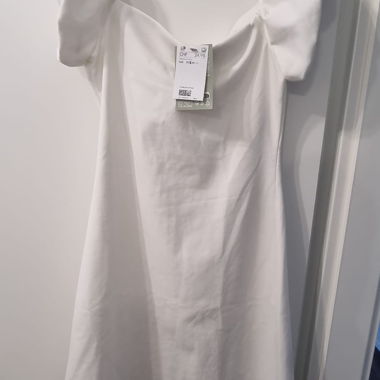 Short white dress