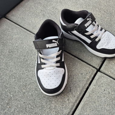 Petite paire de puma 