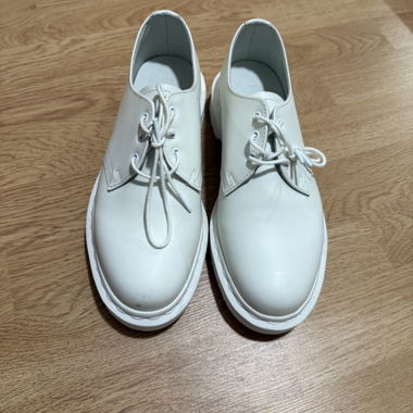Chaussures blanche 39 Dr Martens