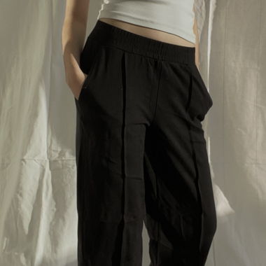 Loose fit trousers 