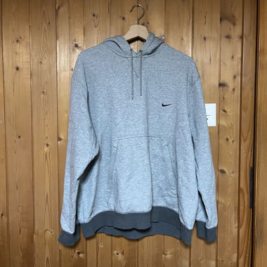 Grey vintage Nike Hoodie 