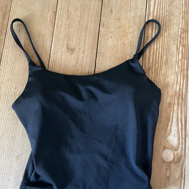 backless Top