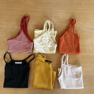 Lot de tops simples (9)