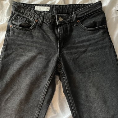 Jeans Zara neri a gamba larga