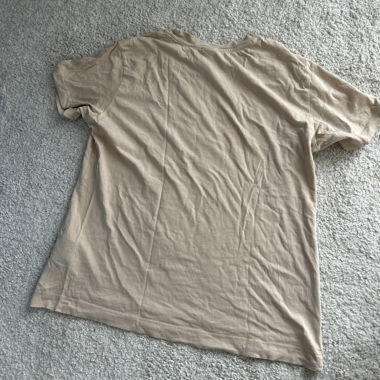 T-shirt beige