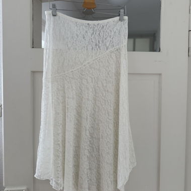Lace skirt