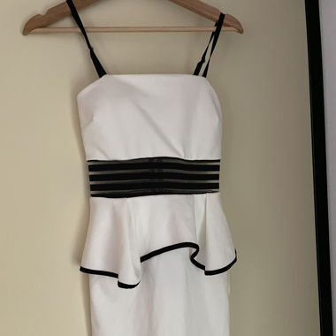 kurzes Kleid Abend