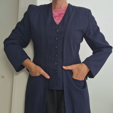 Vintage Avant-Garde Navy-Blazer-Kleid mit Falten