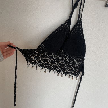 Schwarzes Häkel-Top im Bralette‑Stil