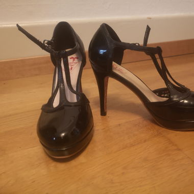 High Heels from Dancing Days by Banned