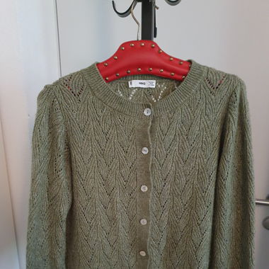 Leichte Strickjacke