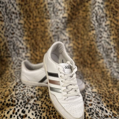 Adidas Sneaker
