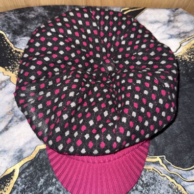 Pom-pom beanie pink/black