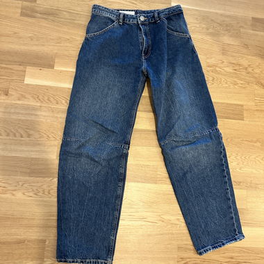 Zara Blue Barrel Jeans