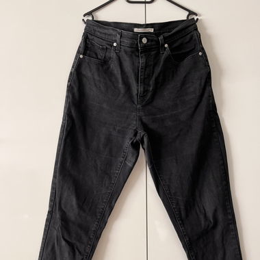 Levi's High Waisted Mom Jeans