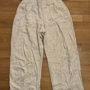 Striped wide-leg pants