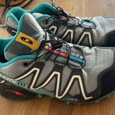 Chaussures trail Salomon