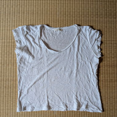 White V-neck T-shirt Linen