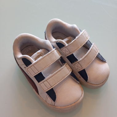 Chaussures bébé Puma à scratch