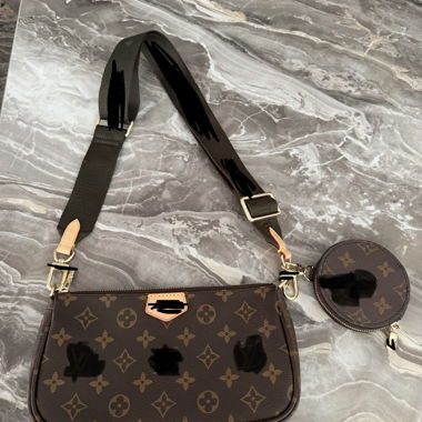 Shoulder bag with pouch