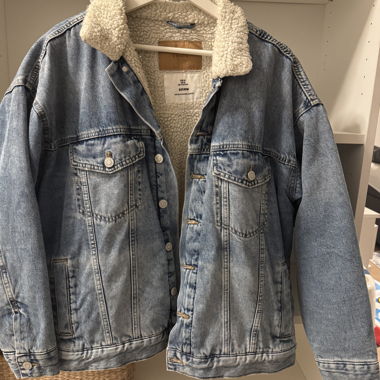 Jeans Jacke mit Fell