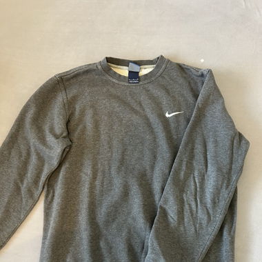 Pull nike 