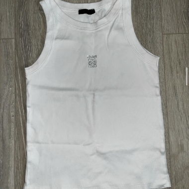 Weisses ärmelloses Top