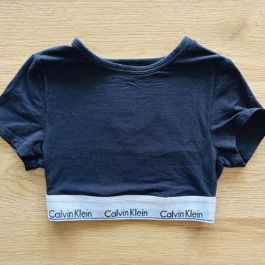 Top Calvin Klein