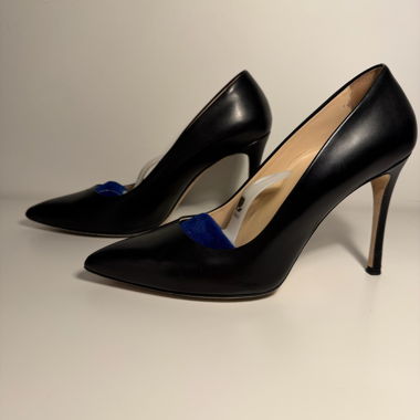 Navyboot pumps