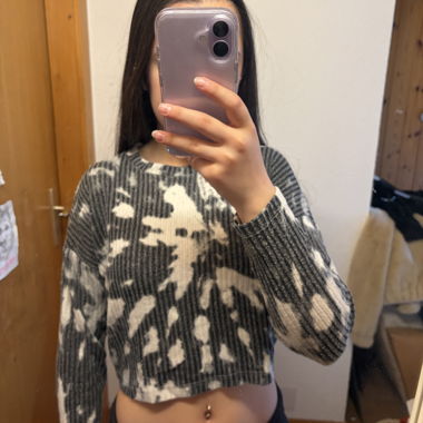 H&M Tie-Dye Cropped Sweater