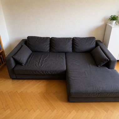 Dunkles Ecksofa